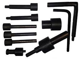 Conjunto de pernos. Calibres y trabas para puesta a punto de motores Peuge